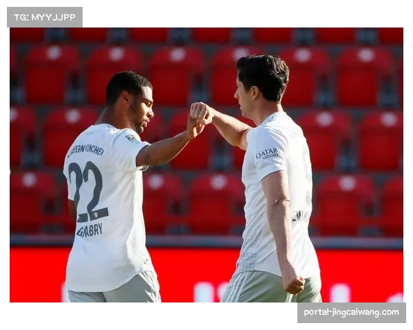 柏林联合主帅鲍姆加特抱怨VAR:5毫米越位判罚令人失望